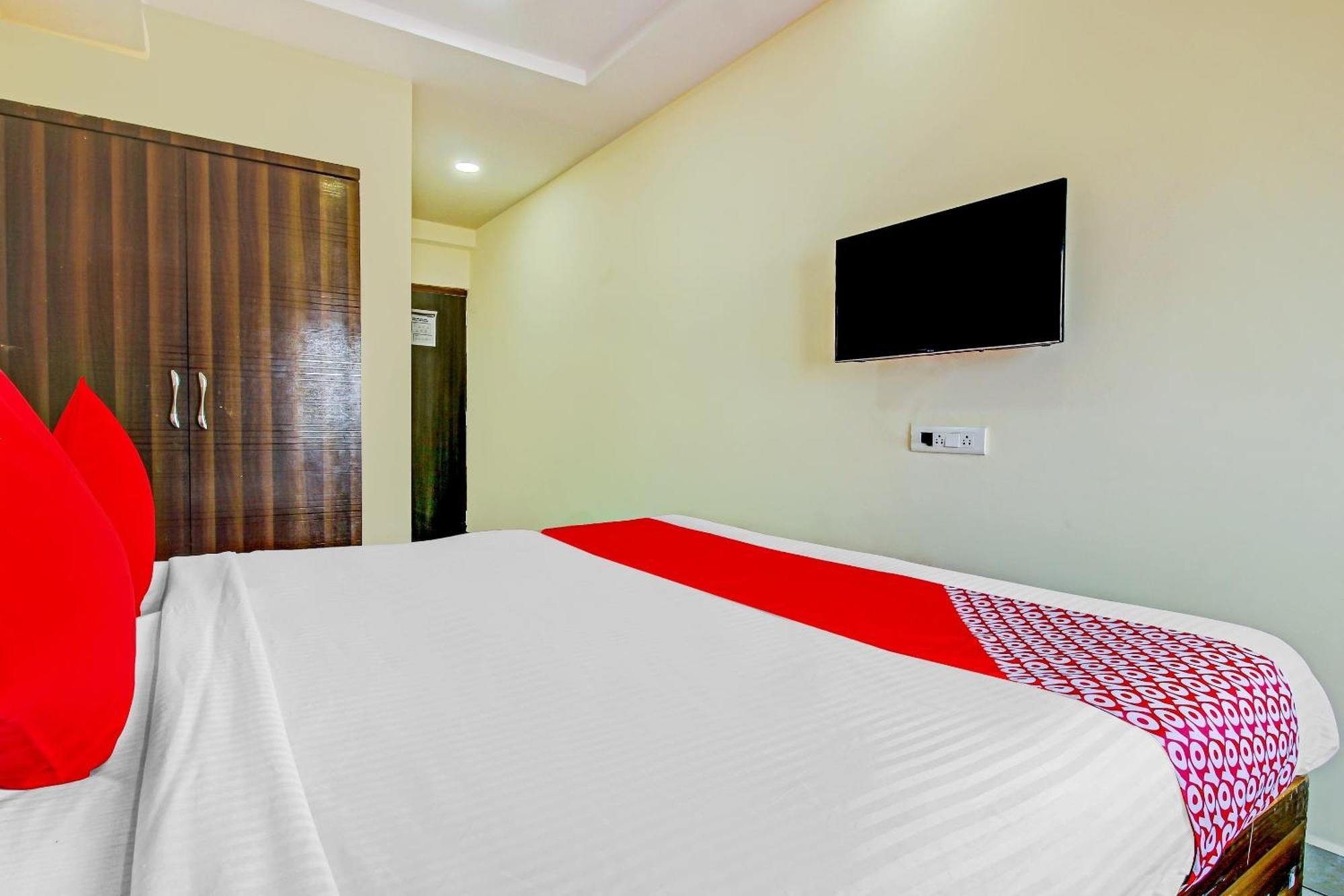 היידראבד Hotel O Adhin Residency מראה חיצוני תמונה